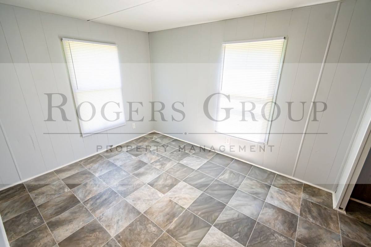 House for rent at 385 Julian Smith Rd, Henderson, NC 27537