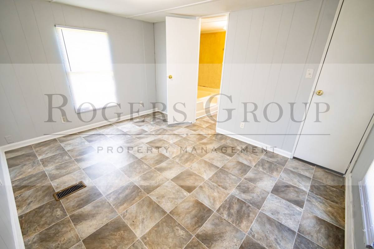 House for rent at 385 Julian Smith Rd, Henderson, NC 27537