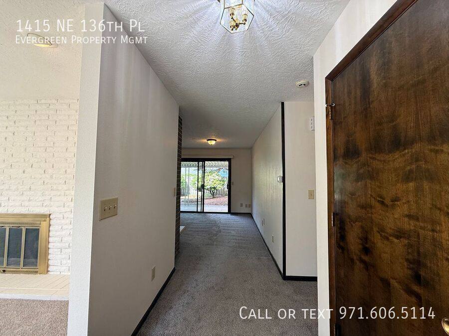 House for rent at 1415 NE 136th Place, Portland, OR 97230