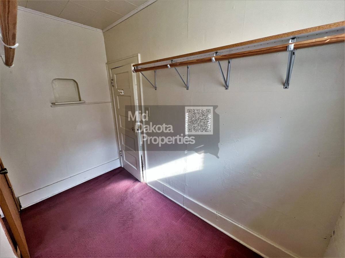 House for rent at 1200 E 3rd, Mitchell, SD 57301