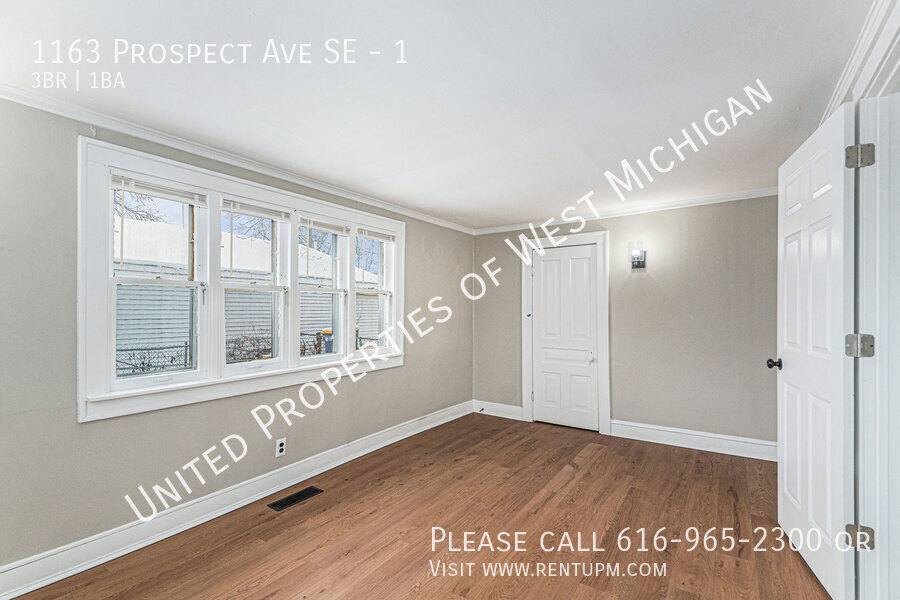 Apartment for rent at 1163 Prospect Ave SE #1, Grand Rapids, MI 49507