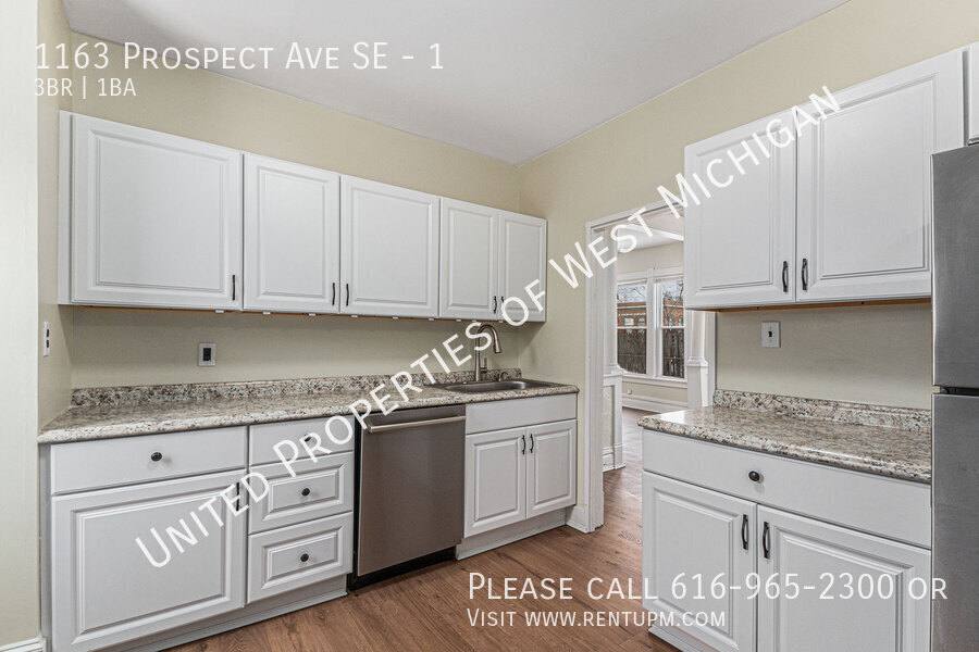 Apartment for rent at 1163 Prospect Ave SE #1, Grand Rapids, MI 49507