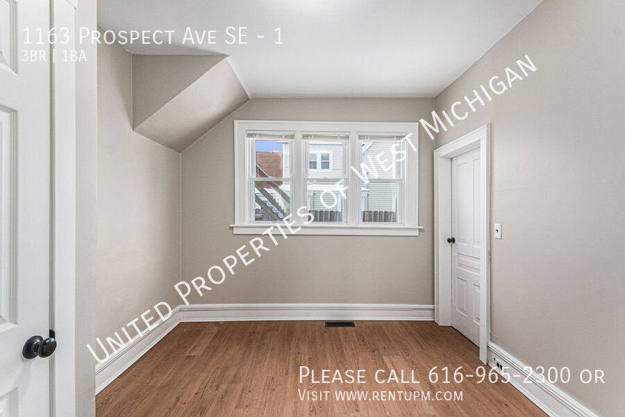 Apartment for rent at 1163 Prospect Ave SE #1, Grand Rapids, MI 49507