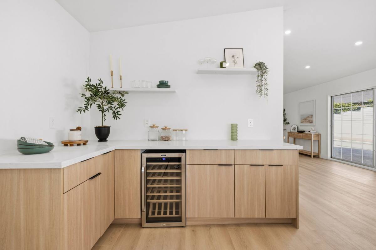 House for rent at 9355 Ruffner Ave, North Hills, CA 91343