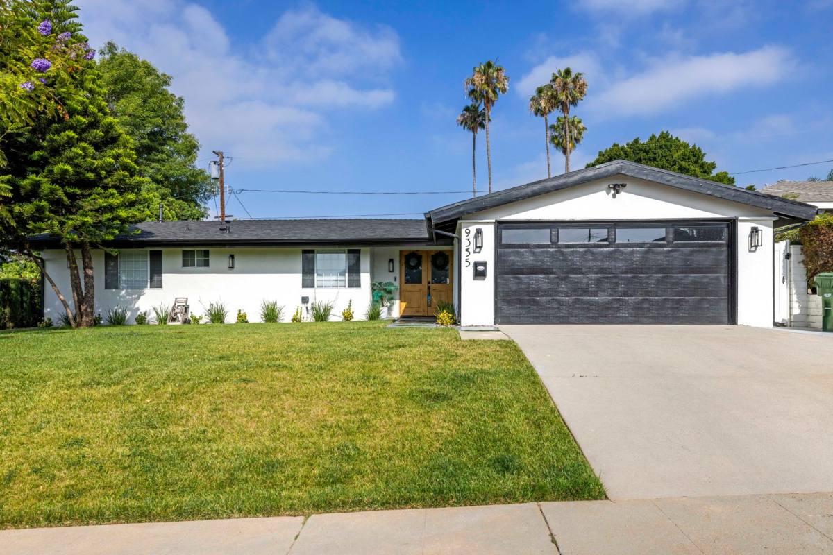 House for rent at 9355 Ruffner Ave, North Hills, CA 91343