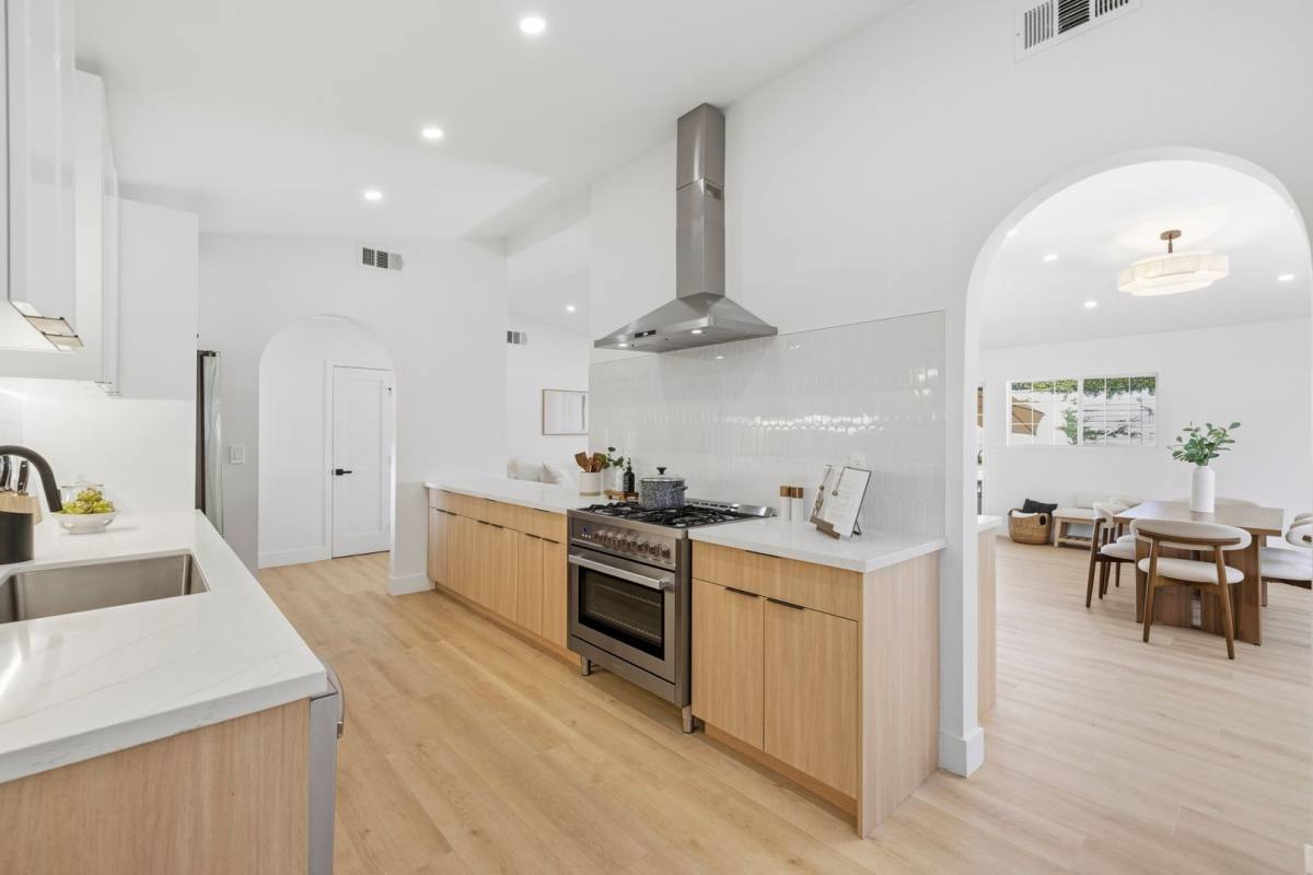 House for rent at 9355 Ruffner Ave, North Hills, CA 91343