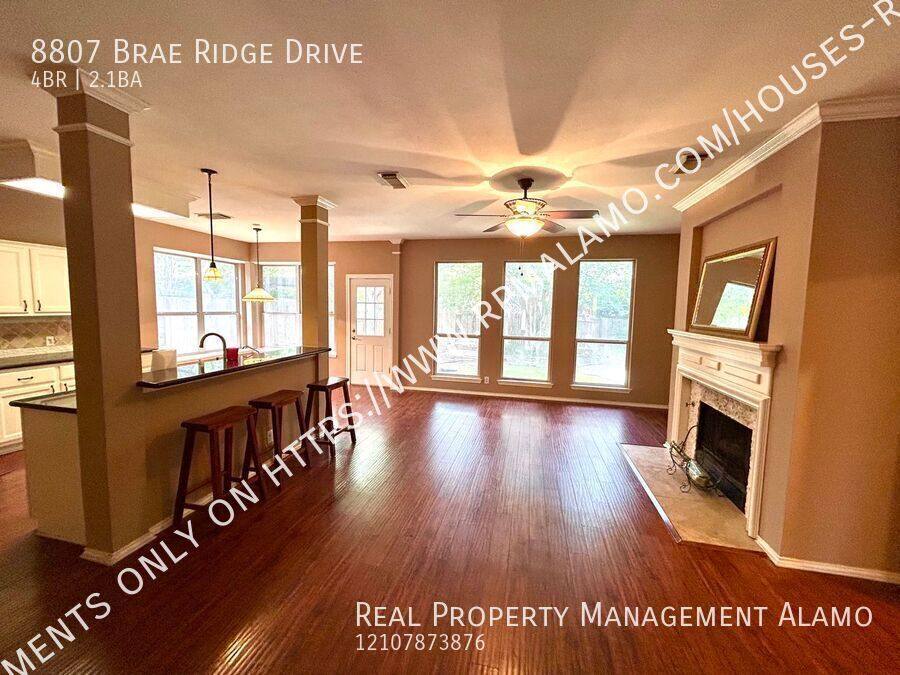 House for rent at 8807 Brae Ridge Dr, San Antonio, TX 78249