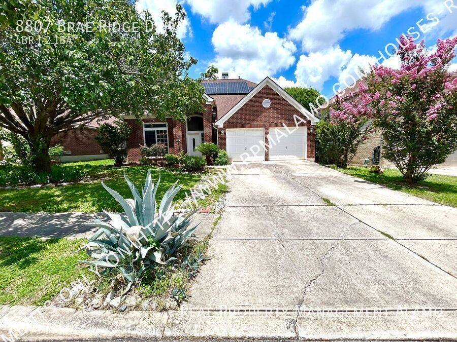 House for rent at 8807 Brae Ridge Dr, San Antonio, TX 78249