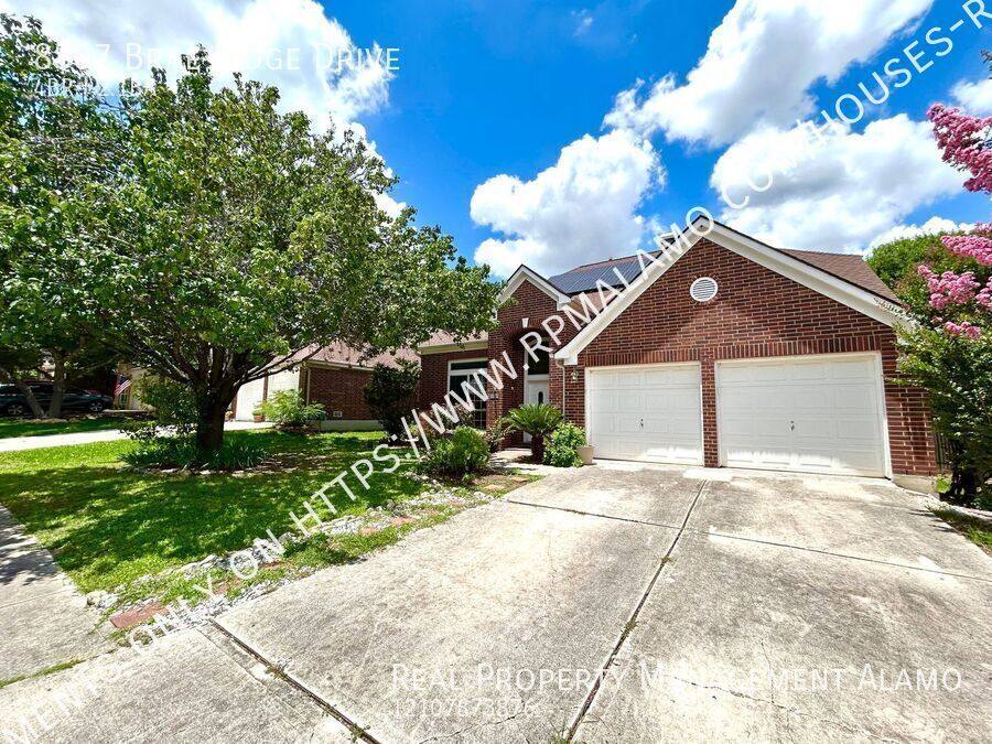 House for rent at 8807 Brae Ridge Dr, San Antonio, TX 78249