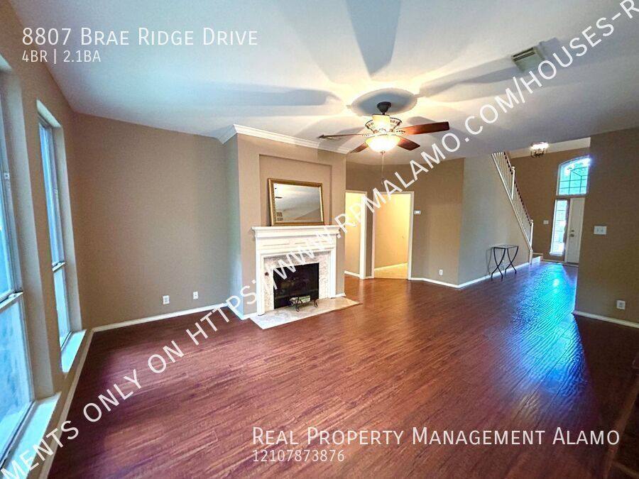 House for rent at 8807 Brae Ridge Dr, San Antonio, TX 78249