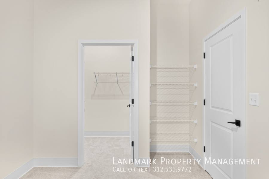 Apartment for rent at 923 S State St #311, Lockport, IL 60441