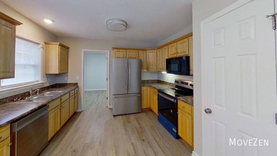 House for rent at 1517 Everett Springs Dr, Leland, NC 28451