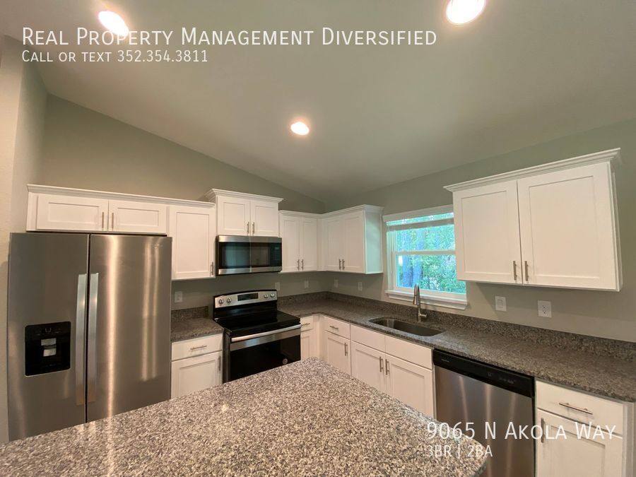 House for rent at 9065 N Akola Way, Dunnellon, FL 34434