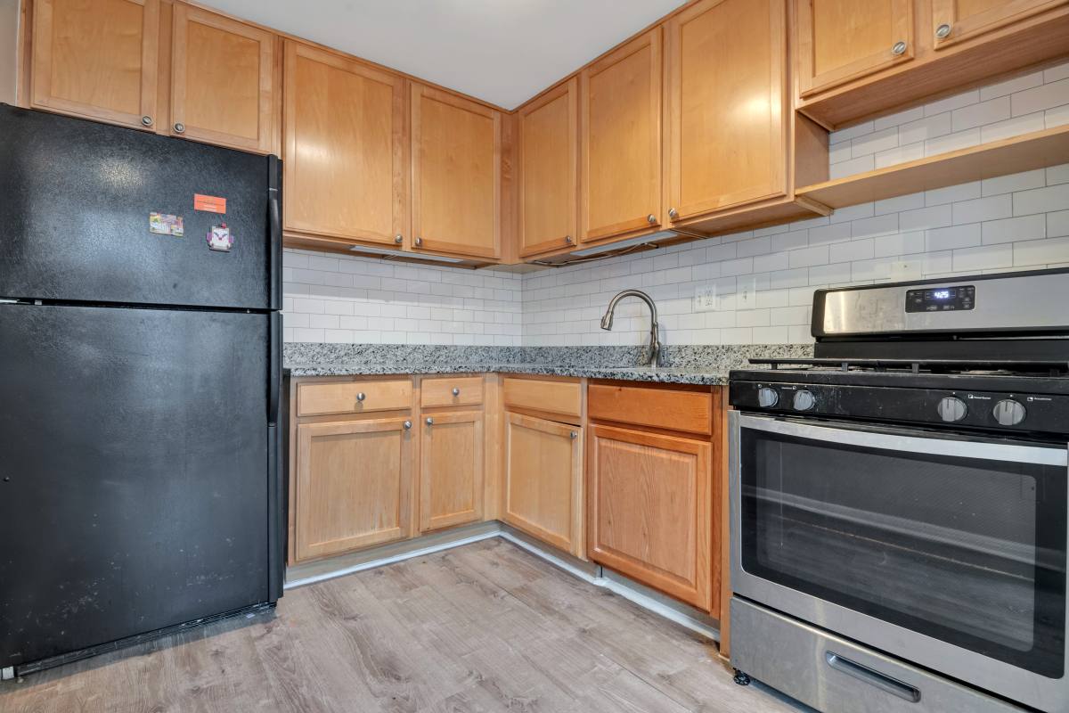 Condo for rent at 2400 41st St NW #415, Washington, DC 20007