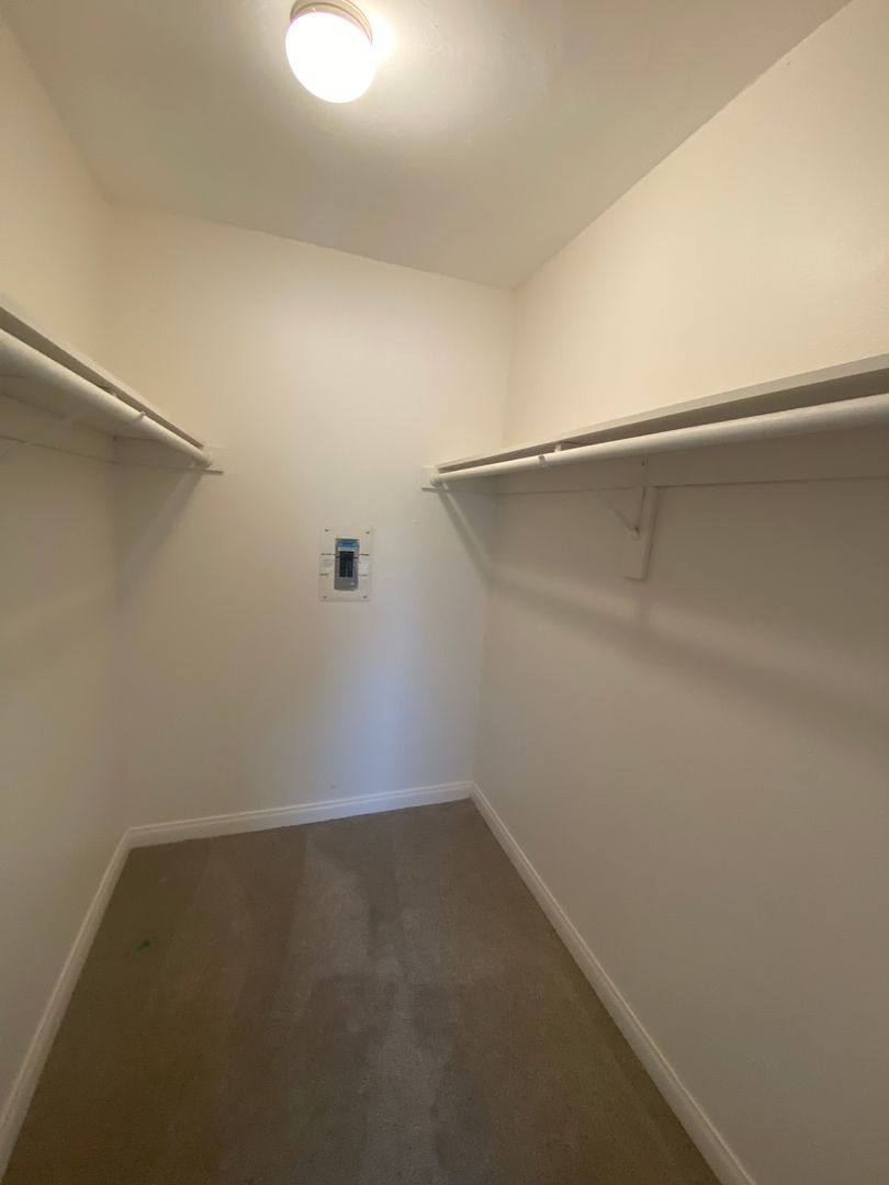 Apartment for rent at 4437 McClintock St #8, San Diego, CA 92116