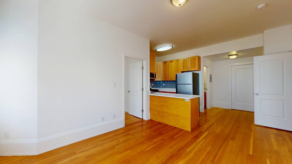 Apartment for rent at 1106 Bush St #304, San Francisco, CA 94109