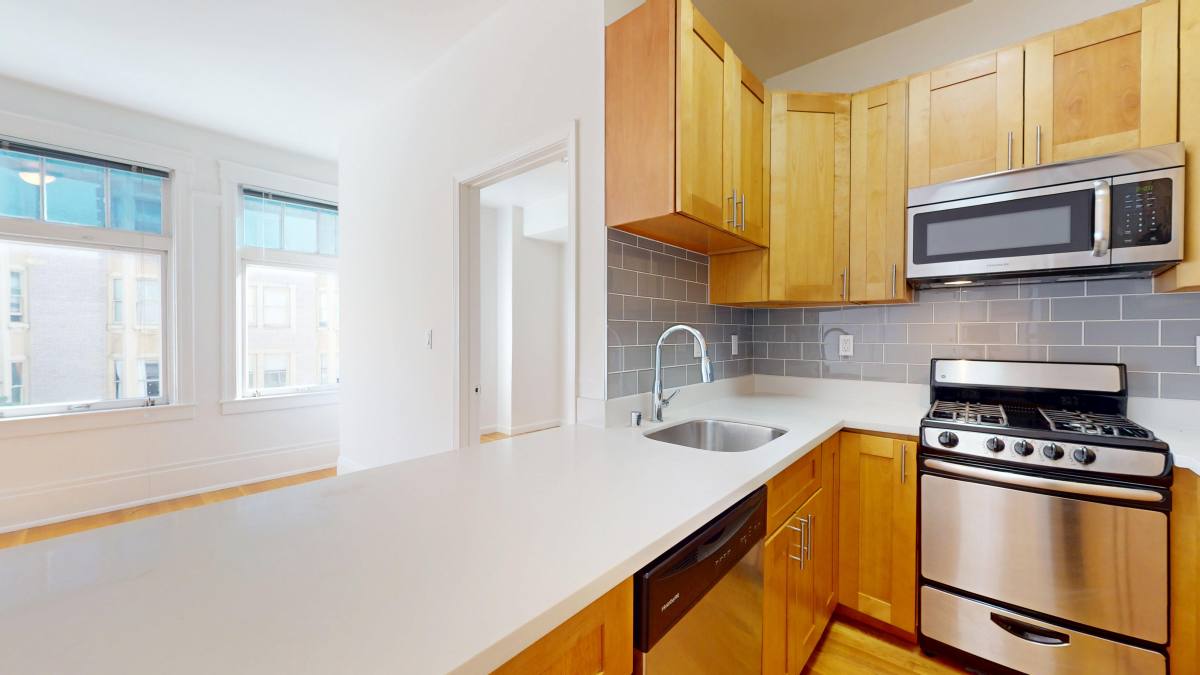 Apartment for rent at 1106 Bush St #304, San Francisco, CA 94109