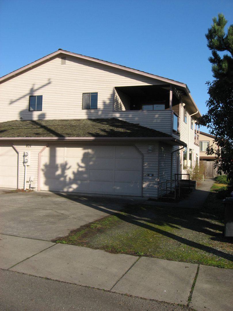 Apartment for rent at 824 Jensen Duplex, Oak Harbor, WA 98277