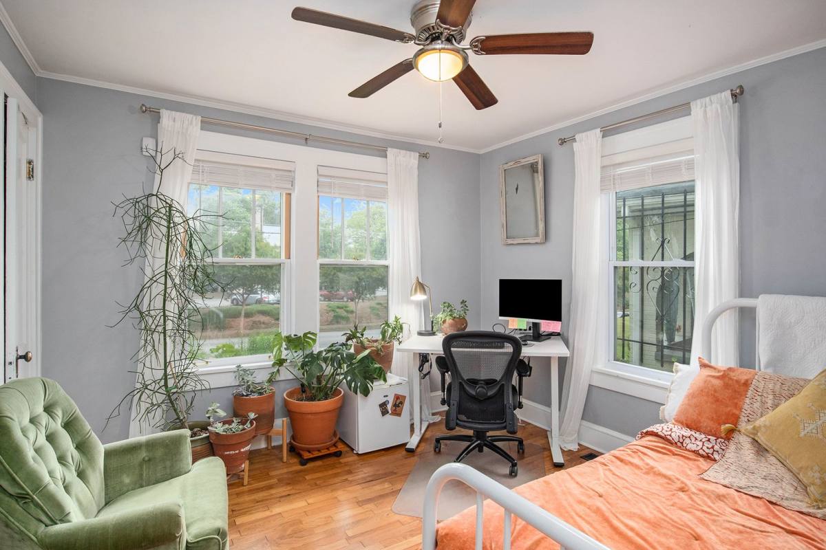 House for rent at 1755 Langston Ave SW, Atlanta, GA 30310