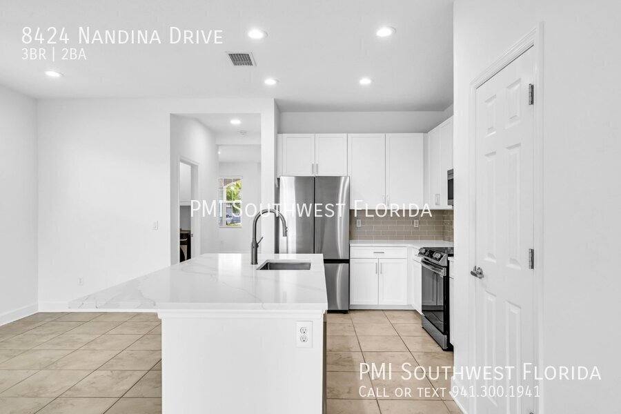 House for rent at 8424 Nandina Dr, Sarasota, FL 34240