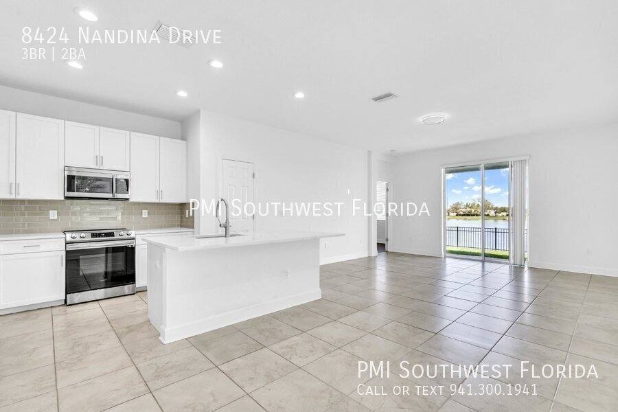House for rent at 8424 Nandina Dr, Sarasota, FL 34240
