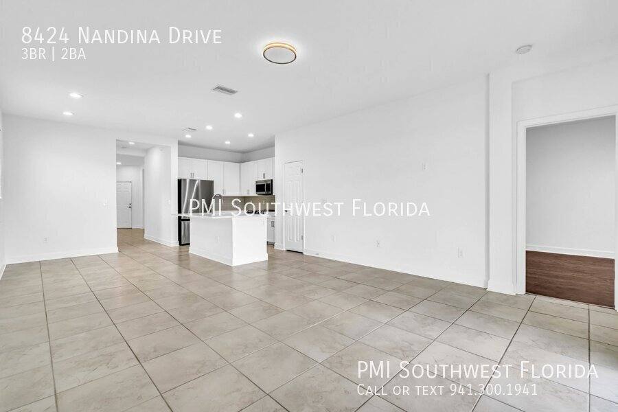 House for rent at 8424 Nandina Dr, Sarasota, FL 34240