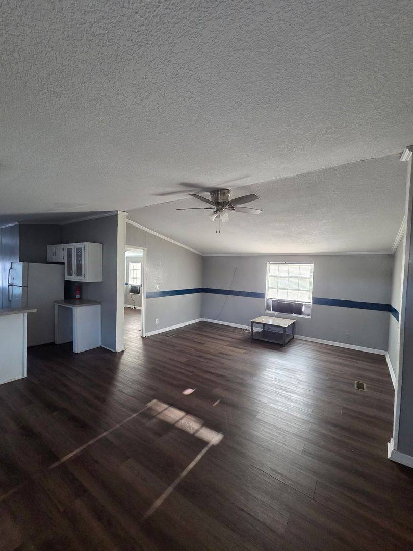 House for rent at 1131 Straight St, Soperton, GA 30457
