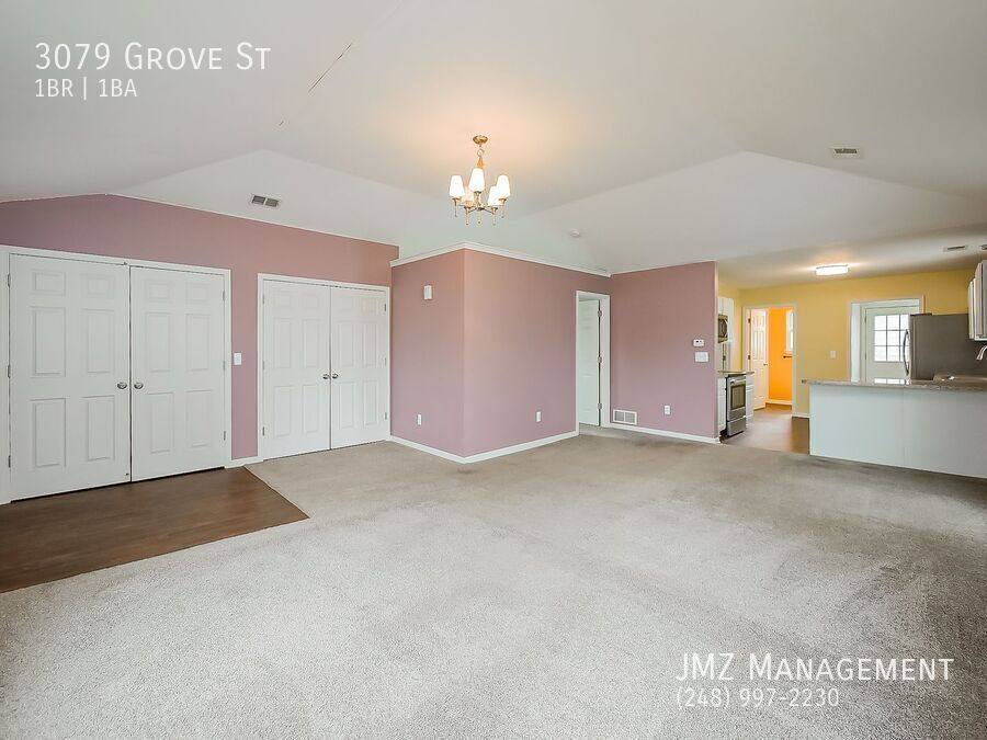 House for rent at 3079 Grove St, Keego Harbor, MI 48320