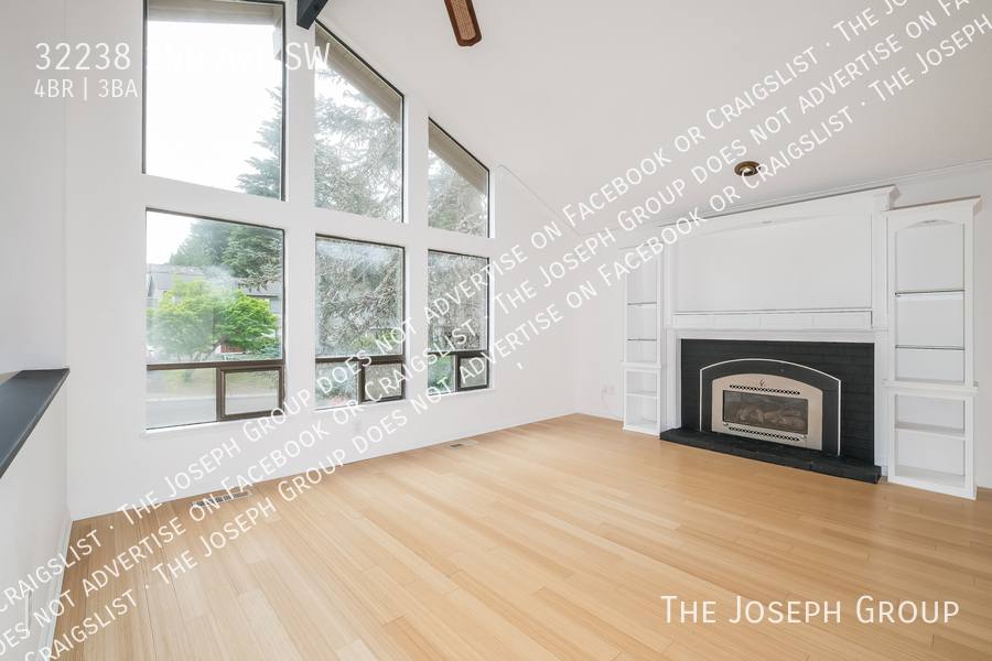 House for rent at 32238 2nd Ave SW, Federal Way, WA 98023