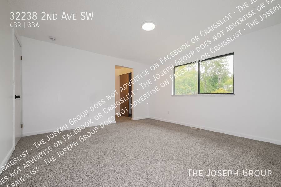 House for rent at 32238 2nd Ave SW, Federal Way, WA 98023