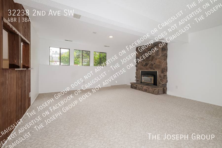 House for rent at 32238 2nd Ave SW, Federal Way, WA 98023