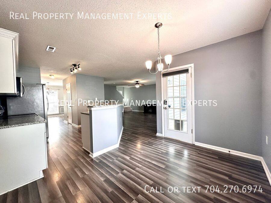 House for rent at 7603 Rolling Meadows Lane, Huntersville, NC 28078