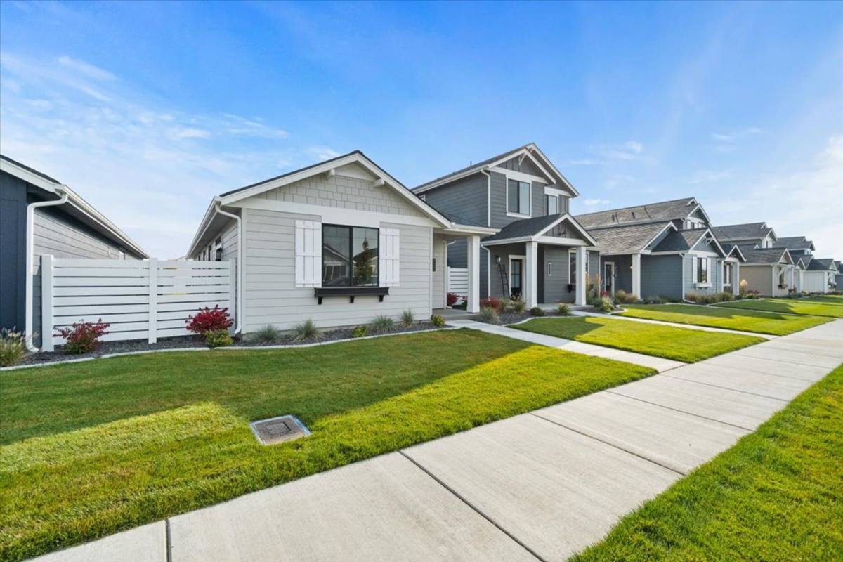 Townhouse for rent at 3012 N Pavo Lane, Post Falls, ID 83854