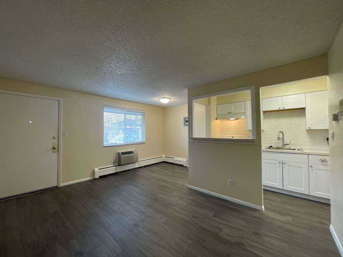 Apartment for rent at 833 N Emerson St, Denver, CO 80218