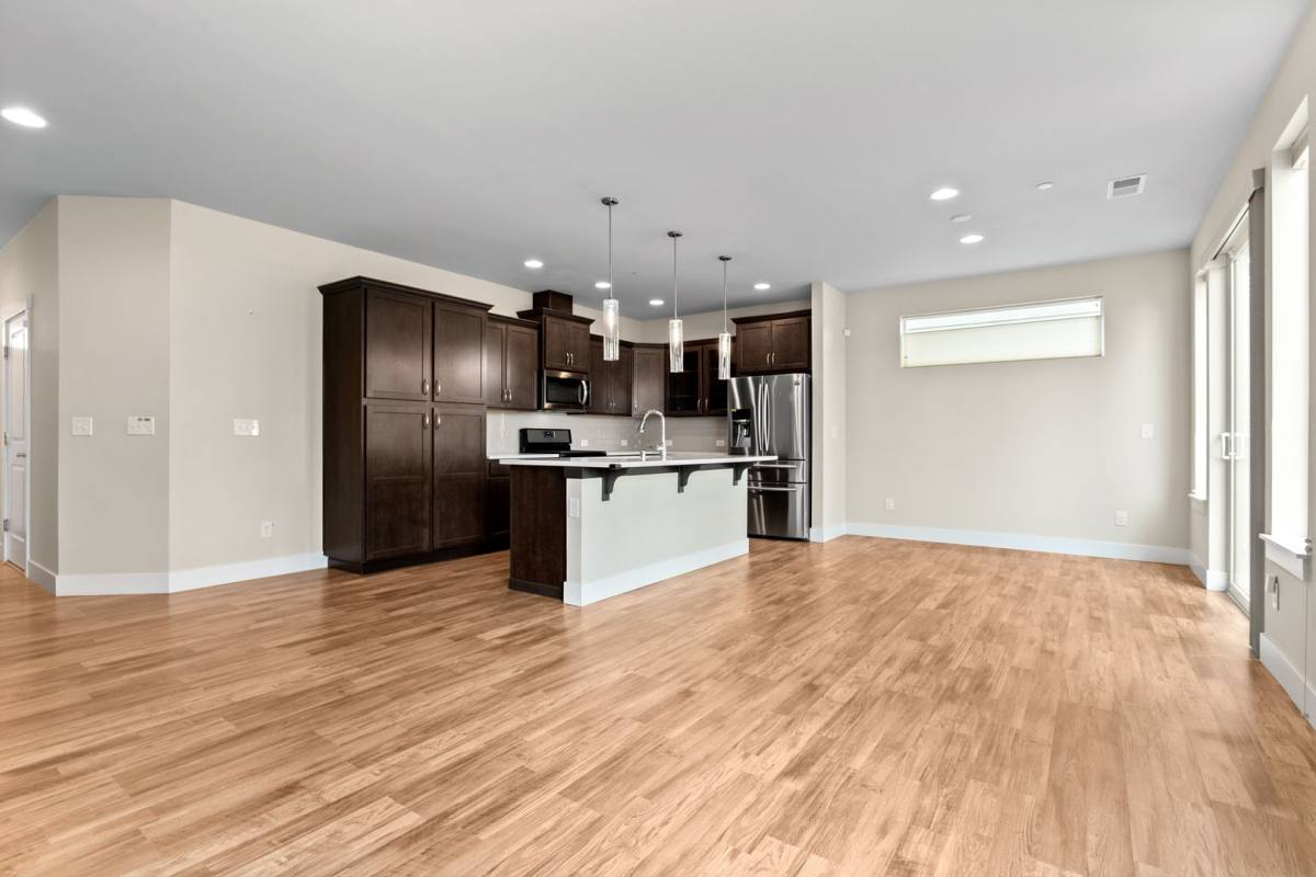 House for rent at 20412 5th Ave W, Lynnwood, WA 98036