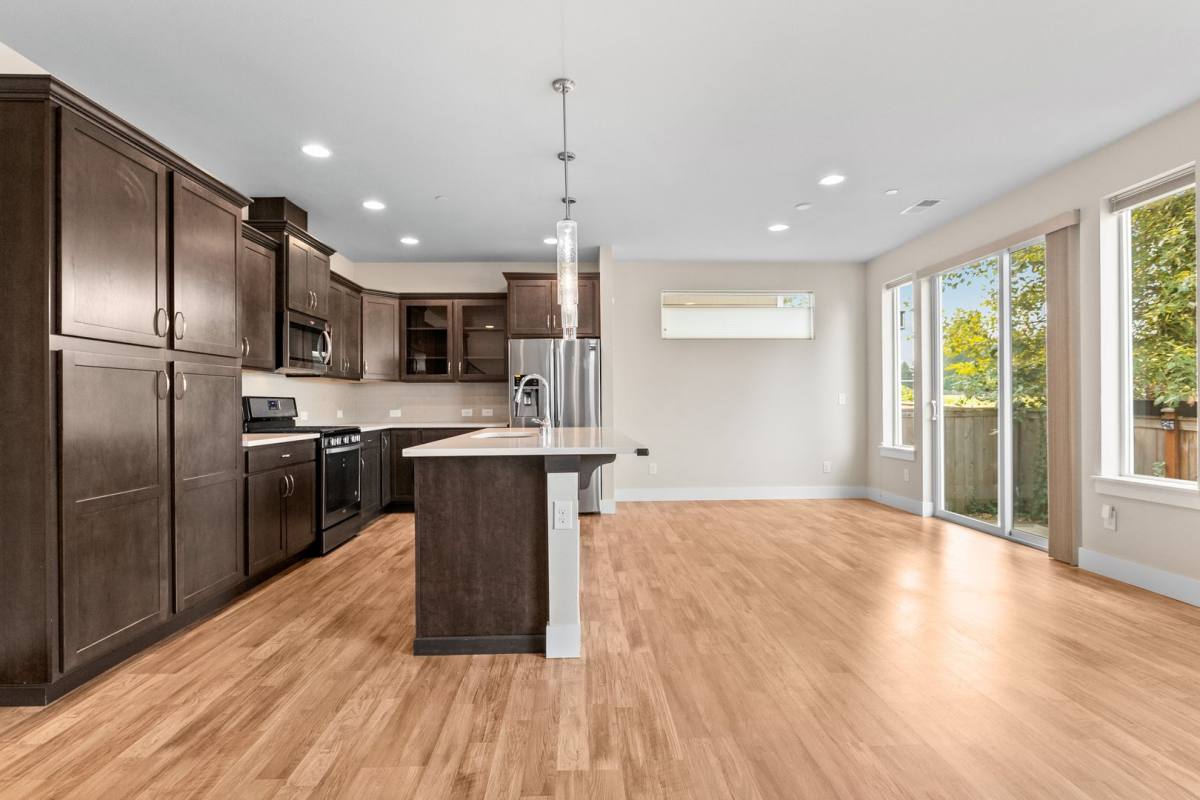 House for rent at 20412 5th Ave W, Lynnwood, WA 98036