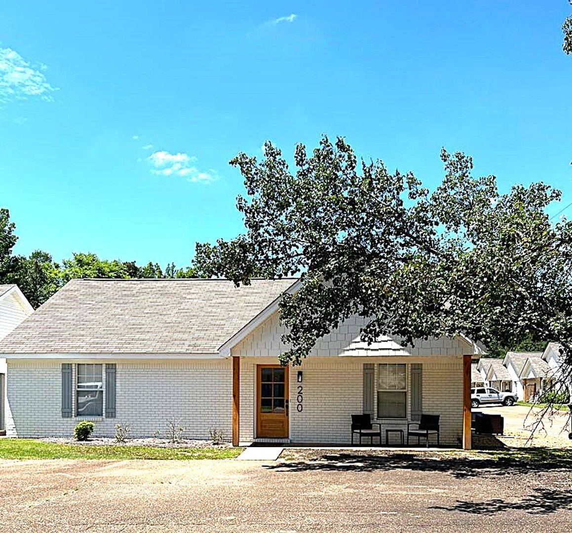 House for rent at 200 Leigh Lane Formerly Loop, Oxford, MS 38655