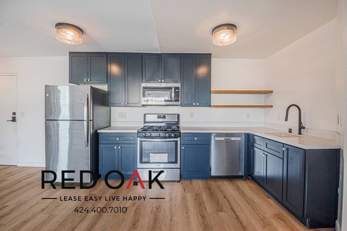Condo for rent at 134 N Mariposa Ave #208, Los Angeles, CA 90004