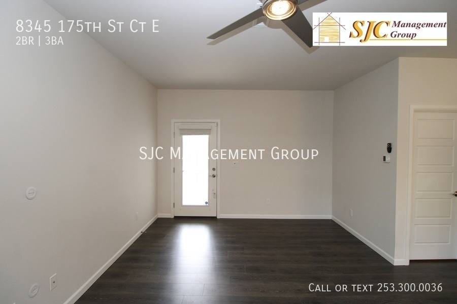 Townhouse for rent at 8345 175th St Court E, Puyallup, WA 98375