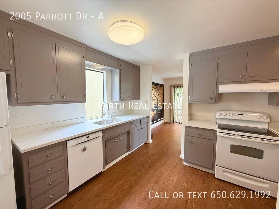 Townhouse for rent at 2005 Parrott Dr #A, San Mateo, CA 94402