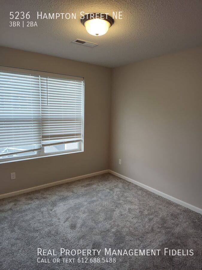 House for rent at 5236 Hampton St NE, Prior Lake, MN 55372