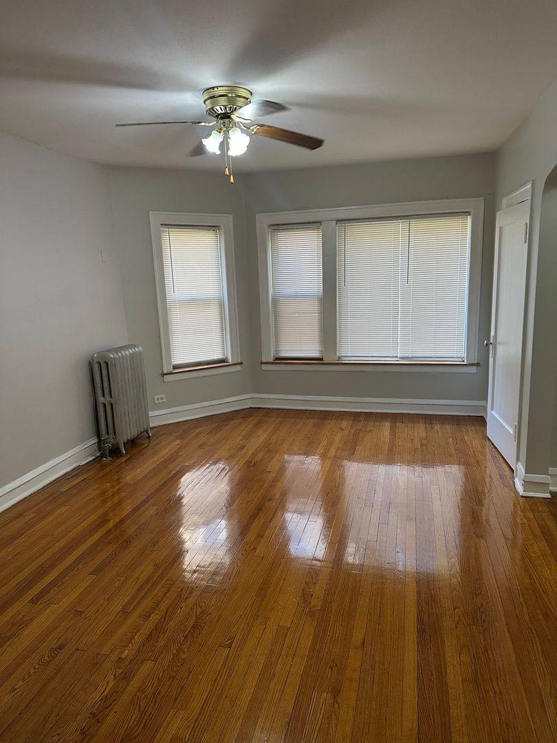 Apartment for rent at 7945-53 S Langley Ave, Chicago, IL 60619