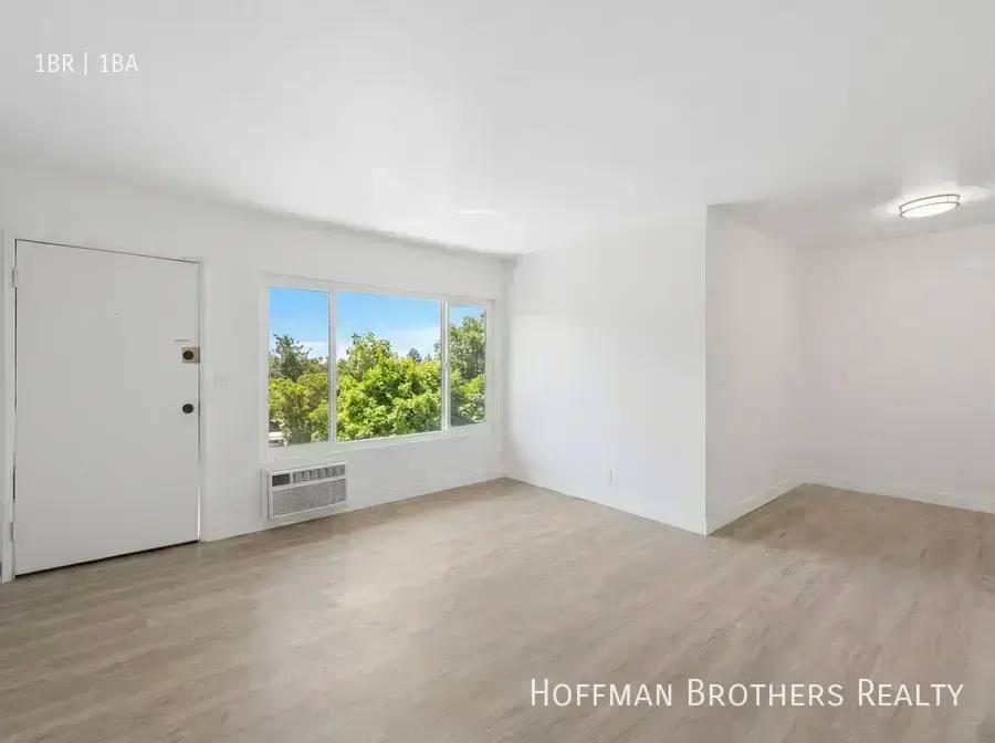 Apartment for rent at 6828 Fulton Ave #5, North Hollywood, CA 91605