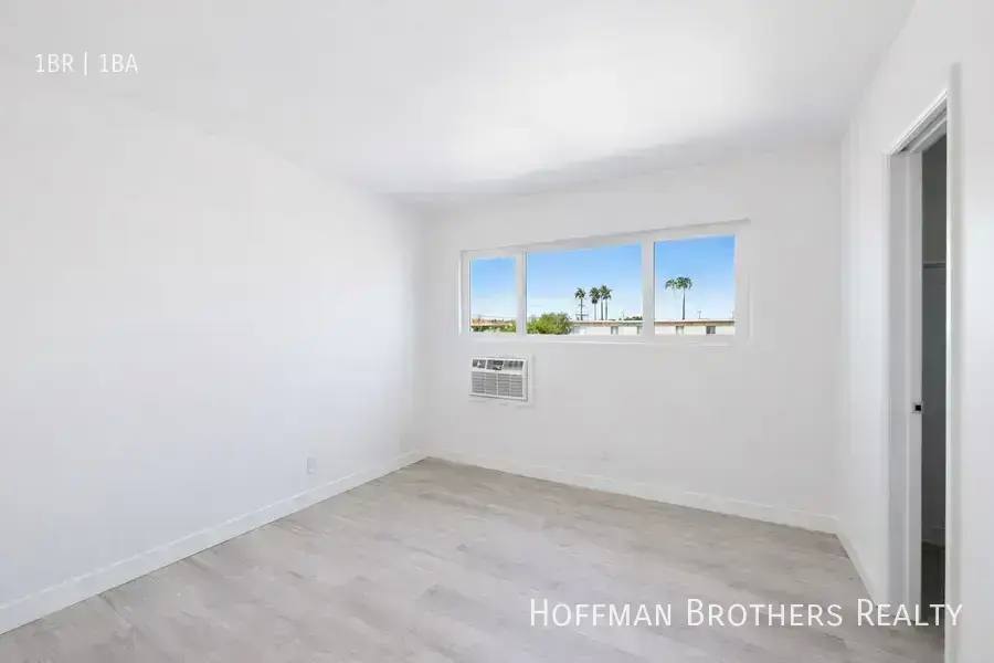 Apartment for rent at 6828 Fulton Ave #5, North Hollywood, CA 91605