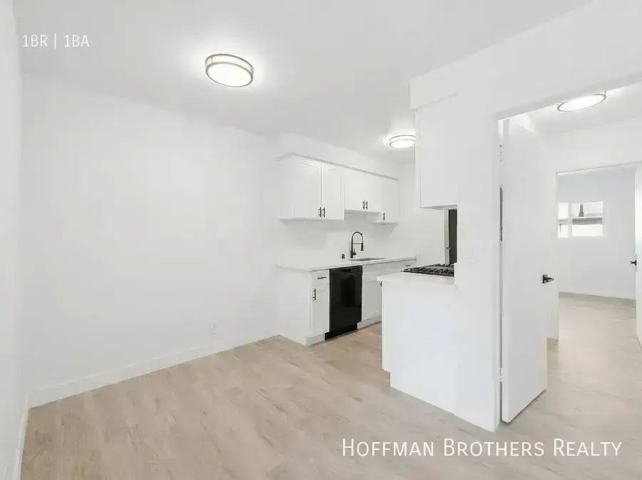 Apartment for rent at 6828 Fulton Ave #5, North Hollywood, CA 91605