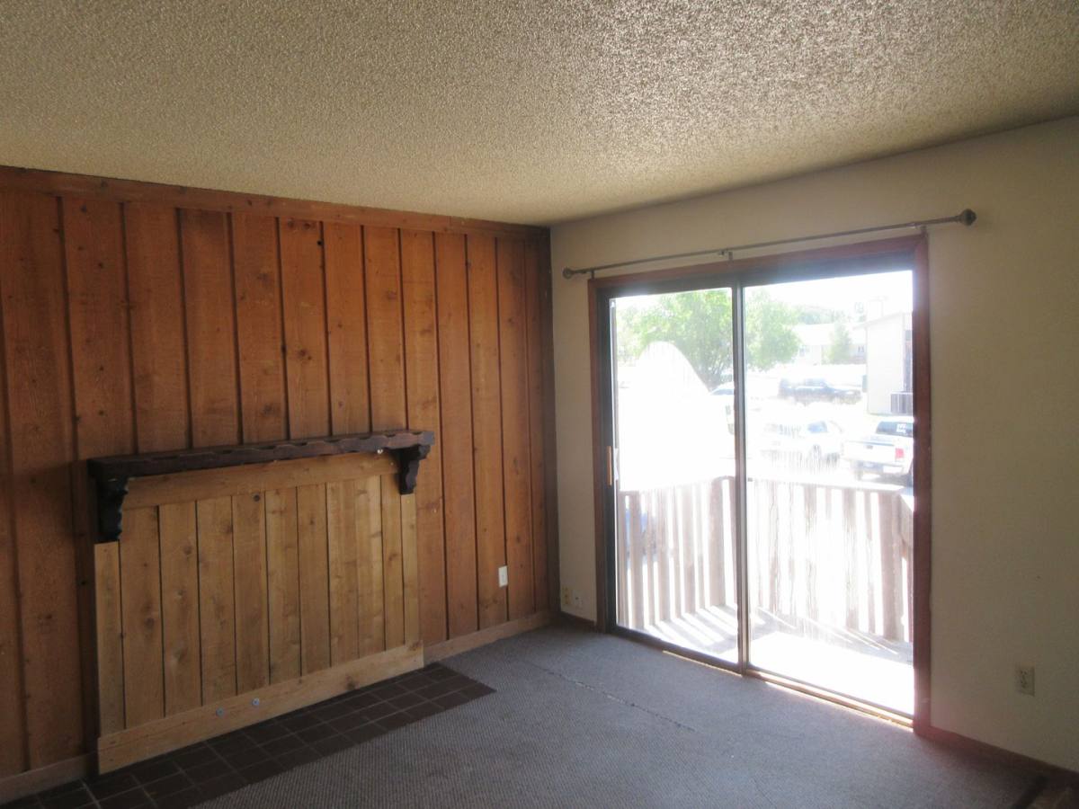 Apartment for rent at 1433 Eagles Nest Circle, Gillette, WY 82718