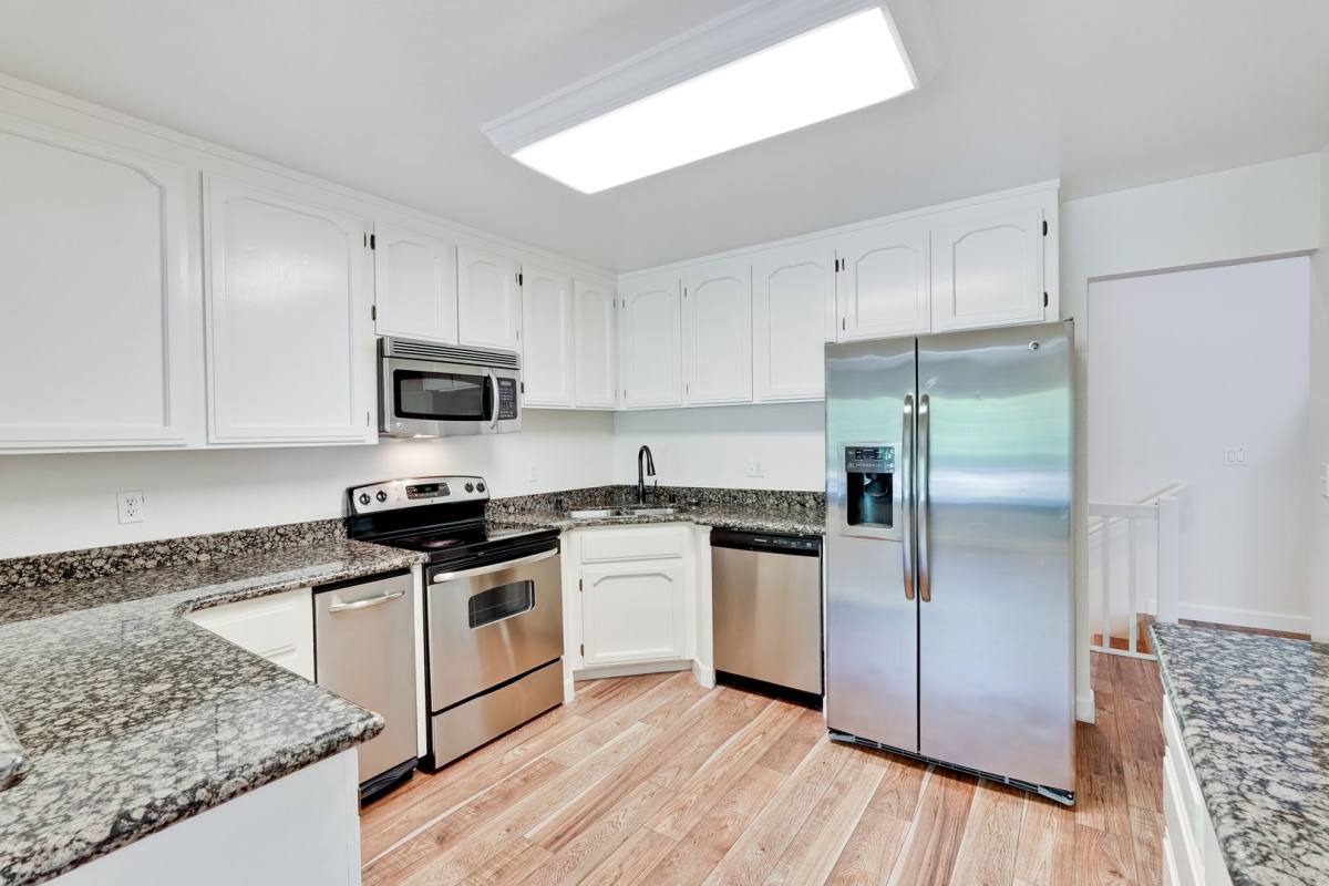 Townhouse for rent at 3675 Brach Way, Santa Clara, CA 95051