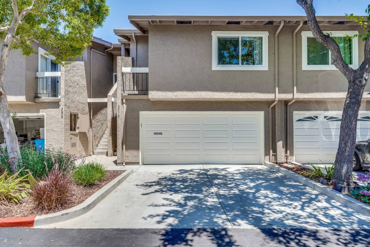Townhouse for rent at 3675 Brach Way, Santa Clara, CA 95051