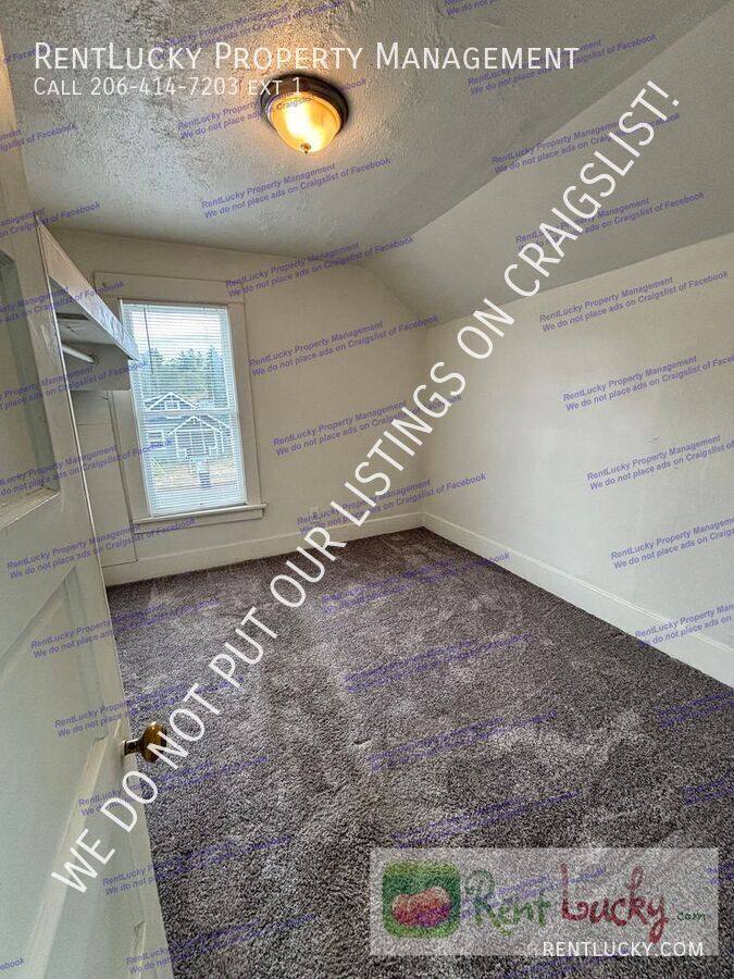 Apartment for rent at 6002 S Oakes St #4, Tacoma, WA 98409