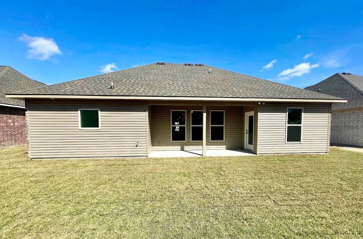 House for rent at 11628 Water View Ave, Denham Springs, LA 70726